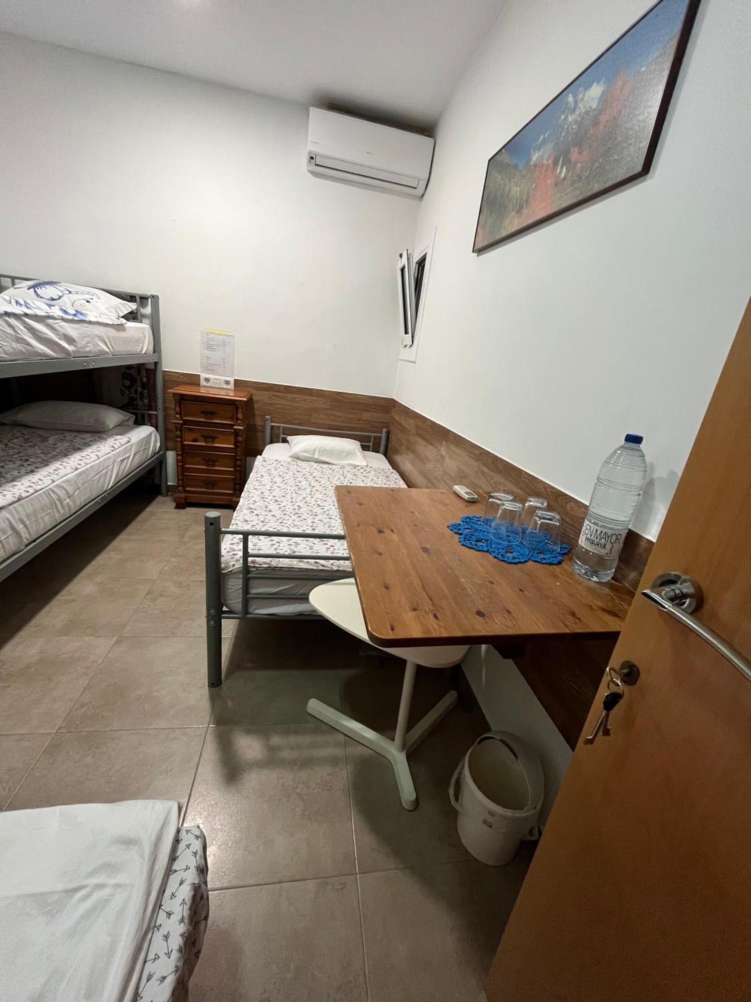 Cozy Room Next To El Prat Airport El Prat de Llobregat Eksteriør bilde